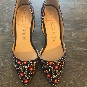 Sole Society “Jenn Pointy Toe” Pump